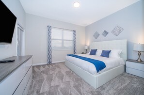 2 bedrooms, iron/ironing board, WiFi, bed sheets - FR1135 Champions Gate Condo 2Bedrooms 2Bathrooms Free Waterpark (Kissimmee)