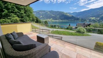 Sun deck