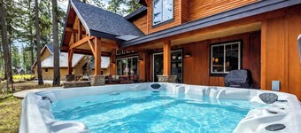 Pet-Friendly Mountain Cabin | Hot Tub/GameRm + 2-Mins to Lodge & 1PM In/Out