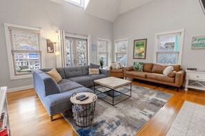 TV connectée, cheminée