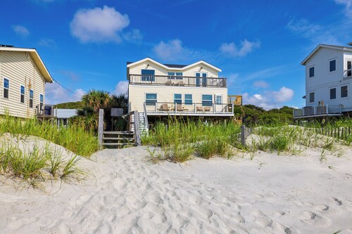 "The Retreat" at Dolphin's Watch - Up