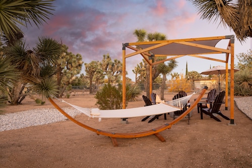 Chuckwalla by AvantStay | Joshua Tree Haven w/ Hot Tub & Modern Interior