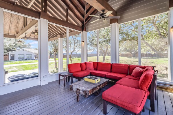 House, 4 Bedrooms | Property grounds