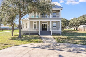 House, 4 Bedrooms | Exterior