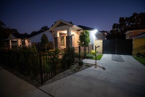 House, 1 Bedroom | Exterior