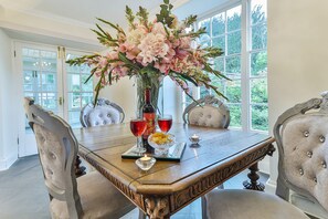 Dining - Walcot Hall (Walcot)