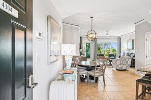 Dining - 4304 Windsor Court N ~ Cozy 1Br Villa with 4th Floor Ocean Views (Hilton Head Island)