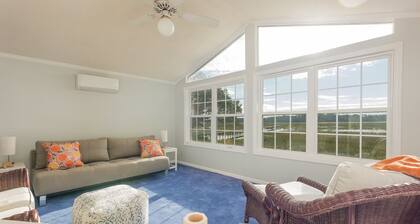 Great Location on the Okatie River just minutes from Hilton Head and Beaufort