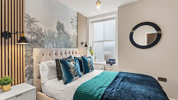 5 Schlafzimmer, Bügeleisen/Bügelbrett, Internetzugang, Bettwäsche