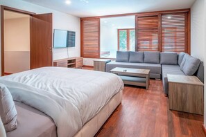 3 slaapkamers, een kluis op de kamer, een strijkplank/strijkijzer