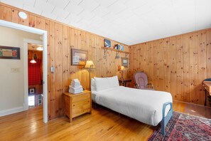 3 chambres, fer et planche à repasser, accès à Internet (gratuit)