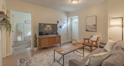 University Suite "B"