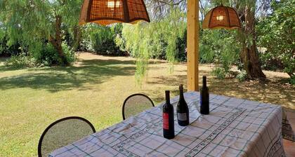 Schöne Fewo mit überdachter Terrasse,Wi-Fi,Grill,Gemeinschaftspool,bis 6 Pers