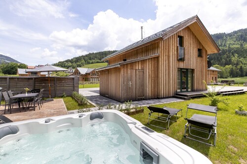 Chalet Kreischbergsicht: Whirlpool,Free Tennis,Skislope near and easy to get to!