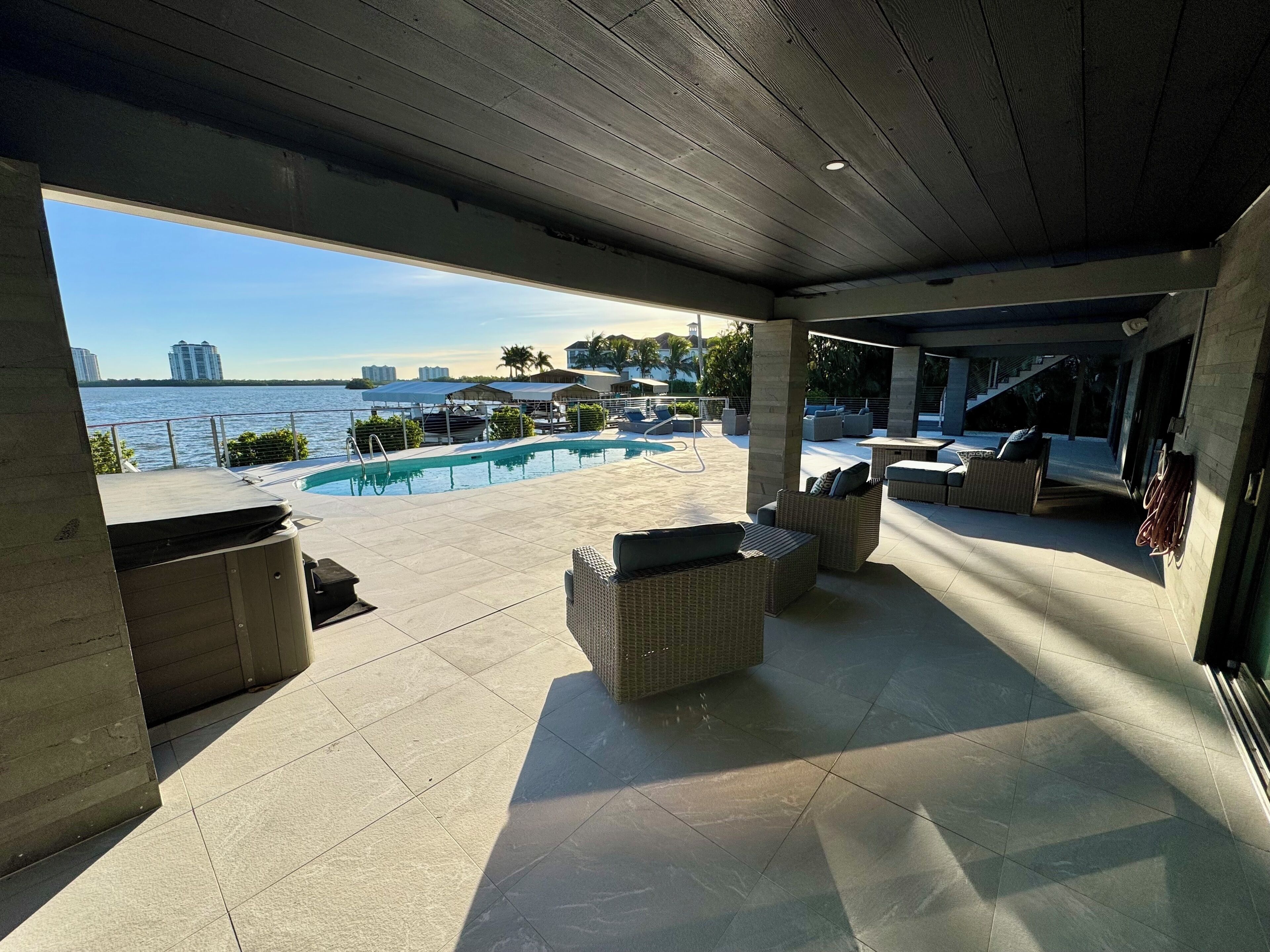 Piscine extérieure, piscine chauffée