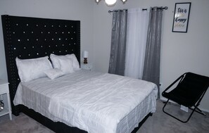 3 bedrooms, iron/ironing board, free WiFi, bed sheets