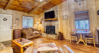 Dual cabin: 2 acres, fireplace, firepit, creek: 4 bdrm