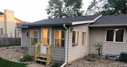 Relaxing 2 Bed 2 Bath with Garage!