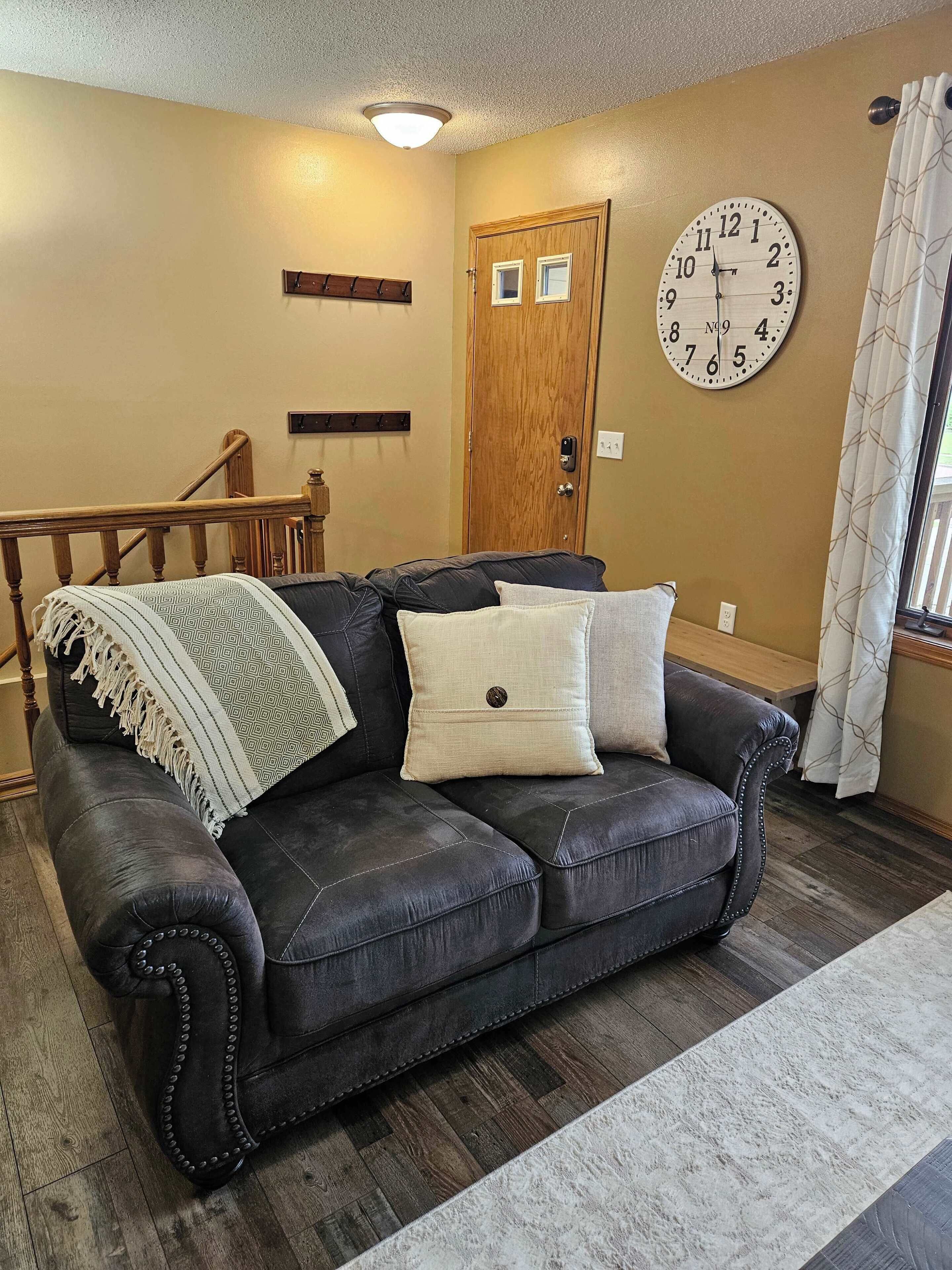 Televisión y oficina 