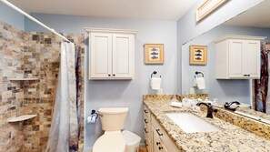Shower, towels