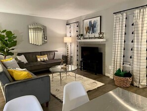 TV, fireplace