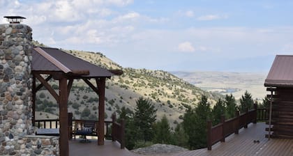 Minutes from Yellowstone