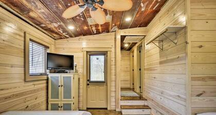 MID LAKE HIDEAWAY, FISHING FAMILY OUTDOOR FUN