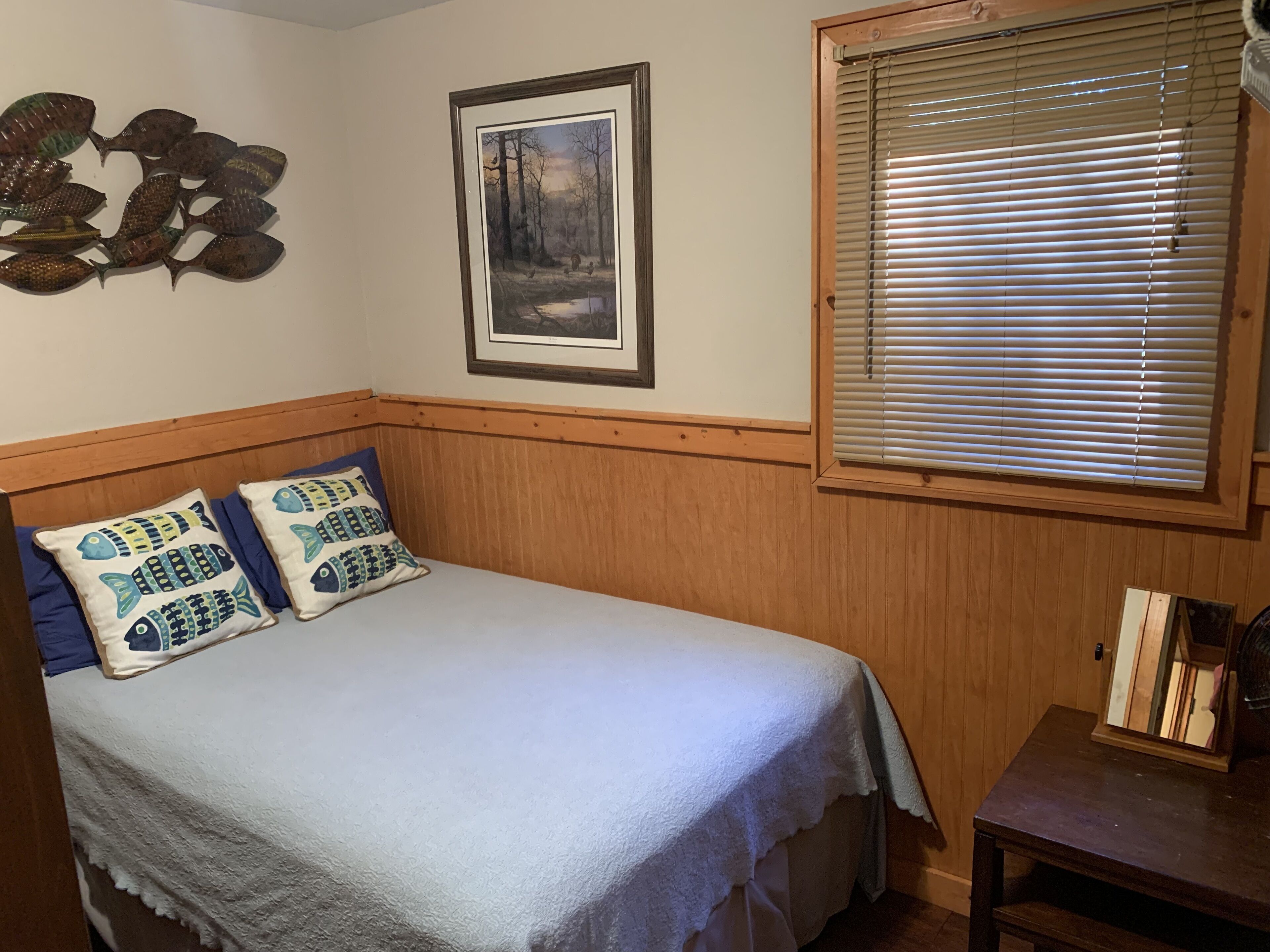 2 bedrooms, desk, free WiFi, bed sheets