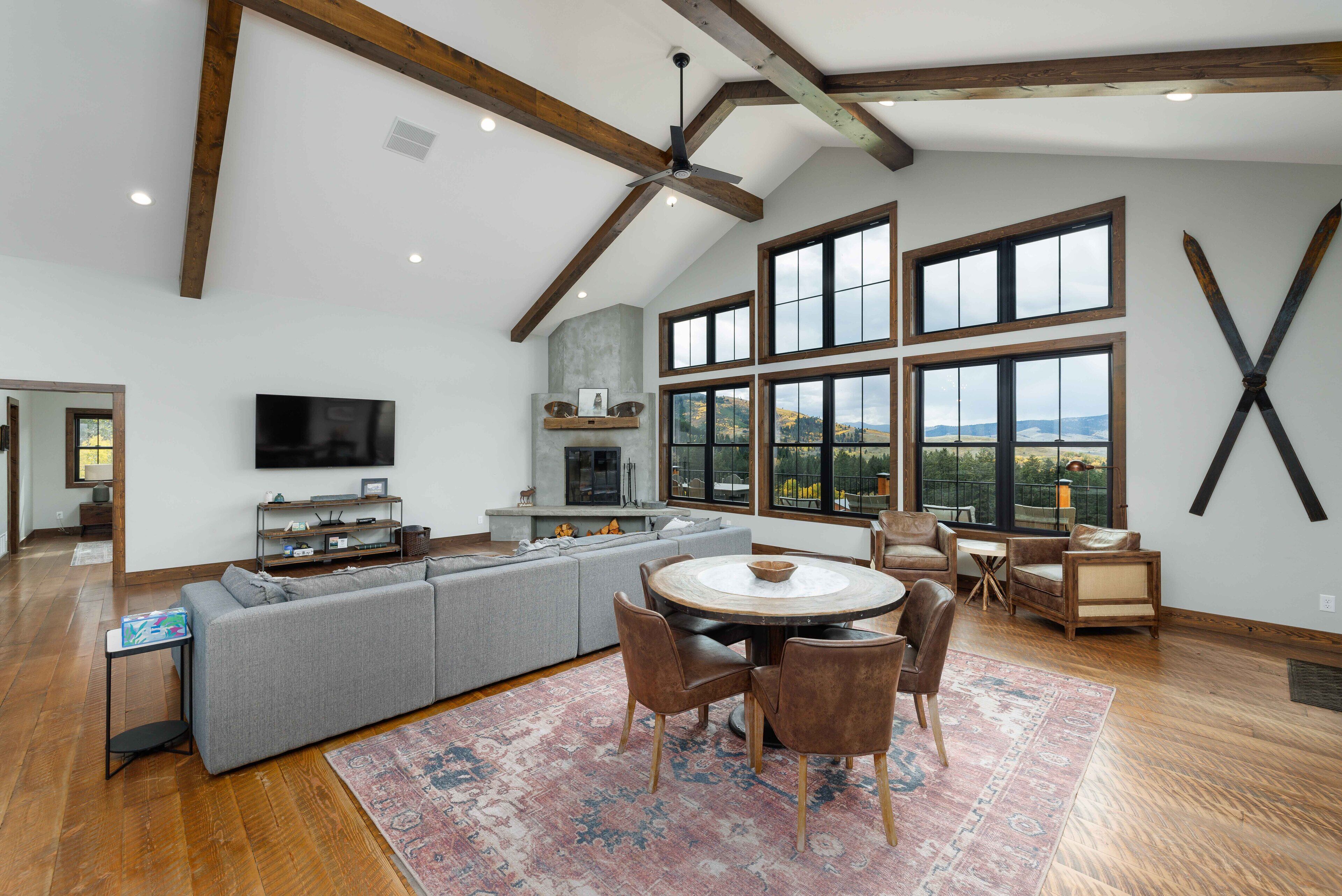 TV, fireplace, ping pong