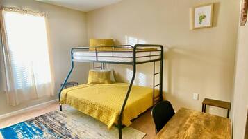 2 間睡房、書桌、熨斗/熨衫板、免費 Wi-Fi