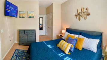 2 多间卧室、办公桌、熨斗/熨衣板、免费 WiFi