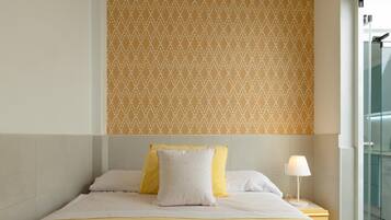 2 dormitorios, tabla de planchar con plancha, Internet y ropa de cama