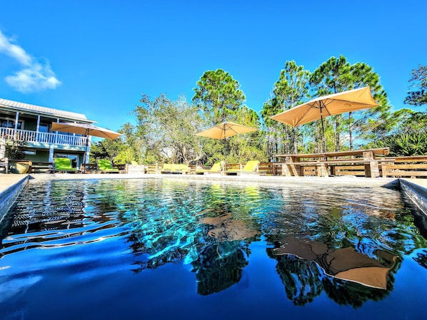 Outdoor pool, a heated pool