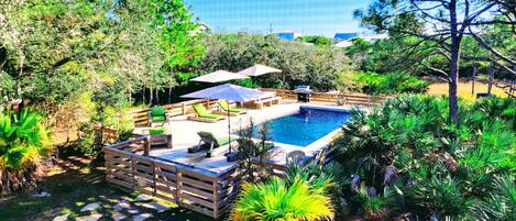 Outdoor pool, a heated pool