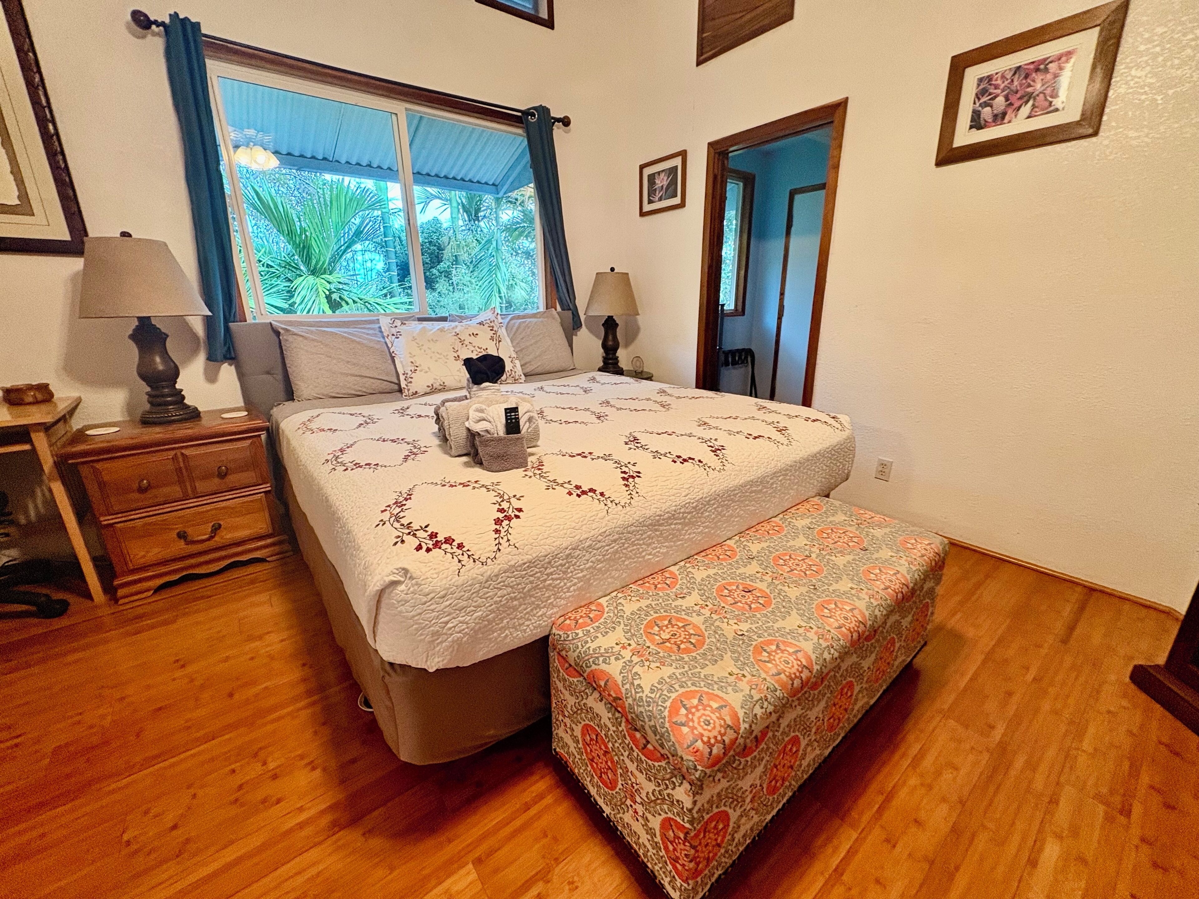 1 chambre, fer et planche à repasser, Wi-Fi gratuit, draps fournis