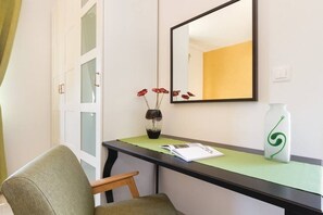 Interior - Country house with pool in fantastic location (Bale)