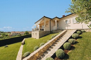 Exterior - Holiday home for 5 with private pool in Vižinada (Vižinada)