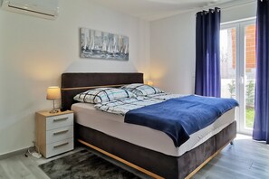 3 chambres, fer et planche à repasser, Wi-Fi, literie fournie