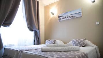 Chambre Ville avec lits jumeaux | Literie de qualité supérieure, décoration personnalisée