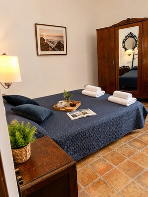 1 bedroom, iron/ironing board, free WiFi