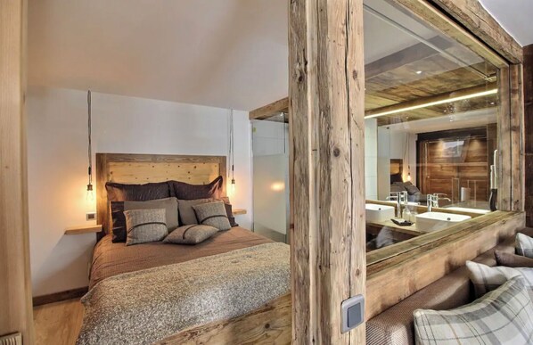 3 bedrooms, in-room safe, iron/ironing board, travel cot - Luxury apartment in the center 3 bedrooms / 2 bathrooms (Arâches-la-Frasse)