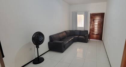 Guriri 3 Bedroom, 2 car garage,Beach House, great location, 2 min to the beach