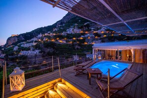Terrace/patio - AMORE RENTALS - Villa Bellavista with Heated Jacuzzi, Sea View and Gym (Amalfi)