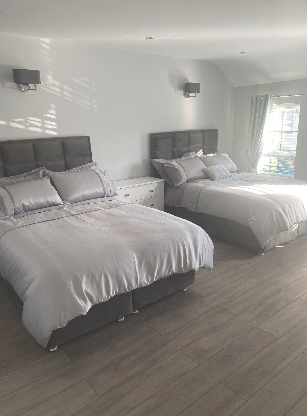 3 habitaciones, tabla de planchar con plancha y wifi gratis 