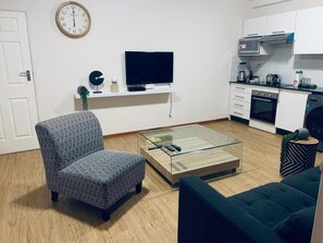 Smart TV - The Minimal Appartment (Gaborone)