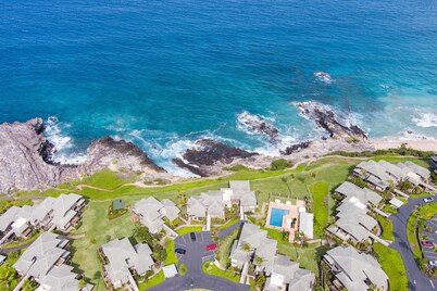 Kapalua Bay 1BR Villa | Oceanfront, Gated, Molokai Views & Beach Access 29B4
