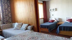 2 sovrum, strykjärn/strykbräda, internet och sängkläder