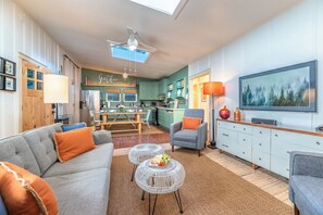 Smart TV, fireplace, video games, ping pong