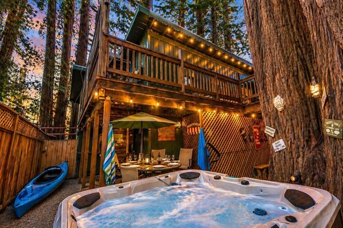 Walk to Russian River• 5 STAR Retreat - Hot Tub • Game Room • Dog OK–Dhyana