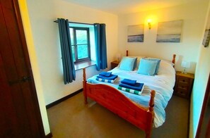 Cottage | 2 bedrooms, iron/ironing board, travel crib, free WiFi - The Long Barn for Families, Pets & Workers (Penzance)